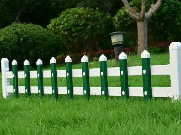 草坪護欄